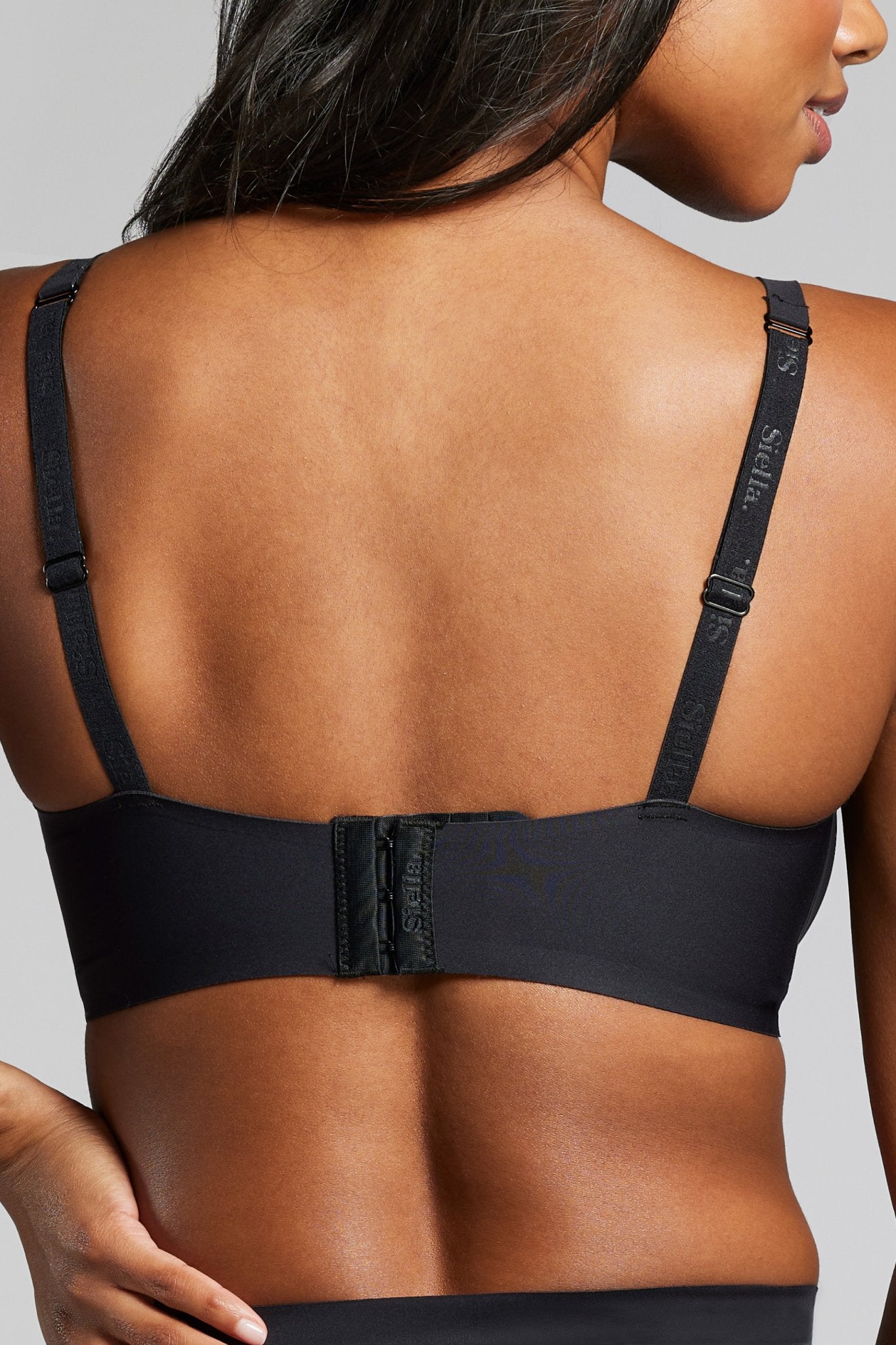 No - Show Plunge Non - Padded Bra - Siella - Color: Black Noir