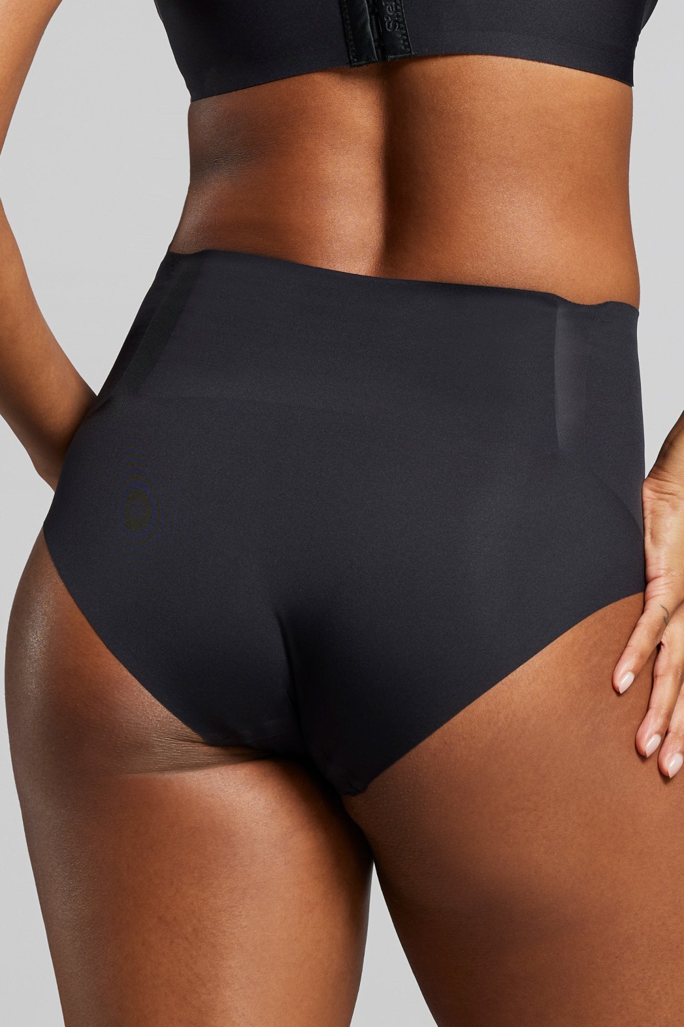 No - Show Shaping Brief - Siella - Color: Black Noir
