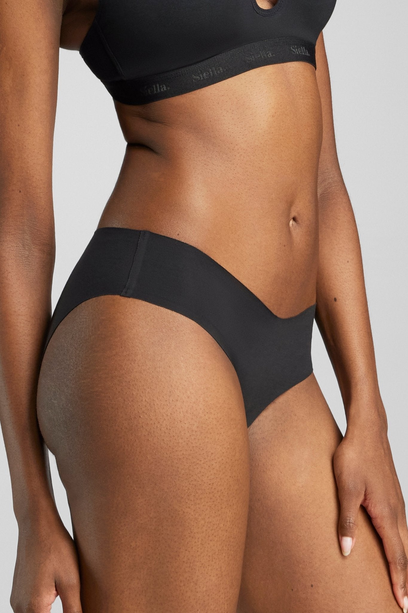 Organic Cotton No-Show Bikini - Siella - Color: Black Noir