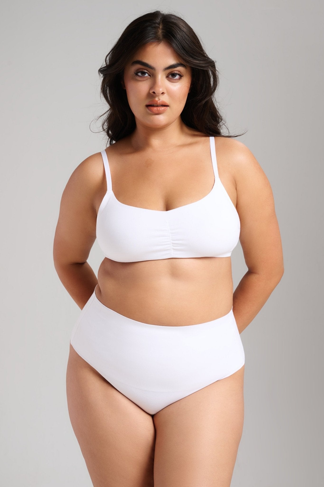 Organic Cotton No - Show Shaping Thong - Siella - Color: White Blanc