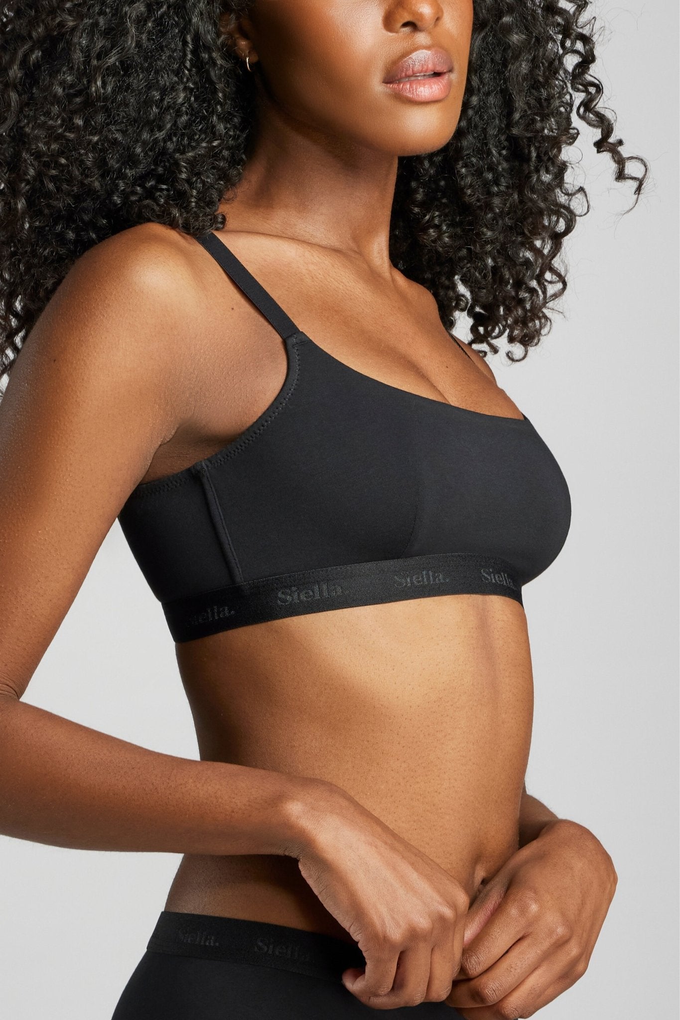 Organic Cotton Scoop Neck Bra - Siella - Color: Black Noir