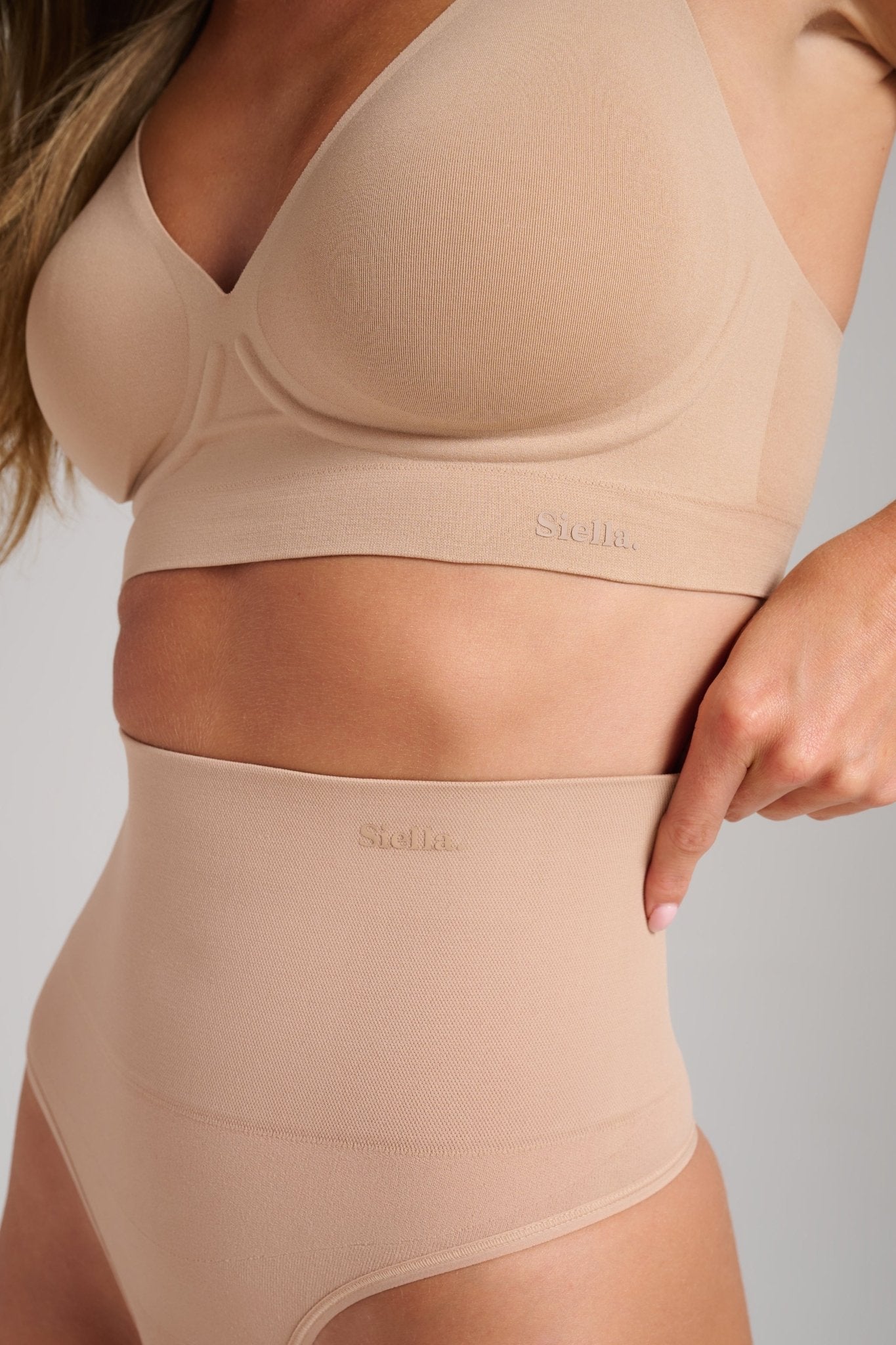 Sculpt V - Neck Bra - Siella - Color: Taupe