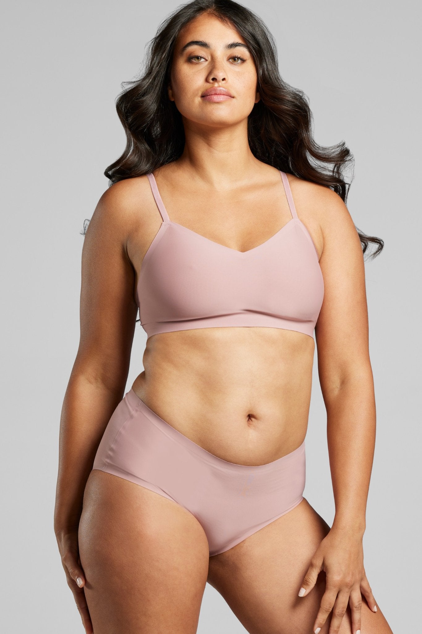 Invisible V - Neck Non - Padded Bra - Siella - Color: Dusty Rose Vieux rose