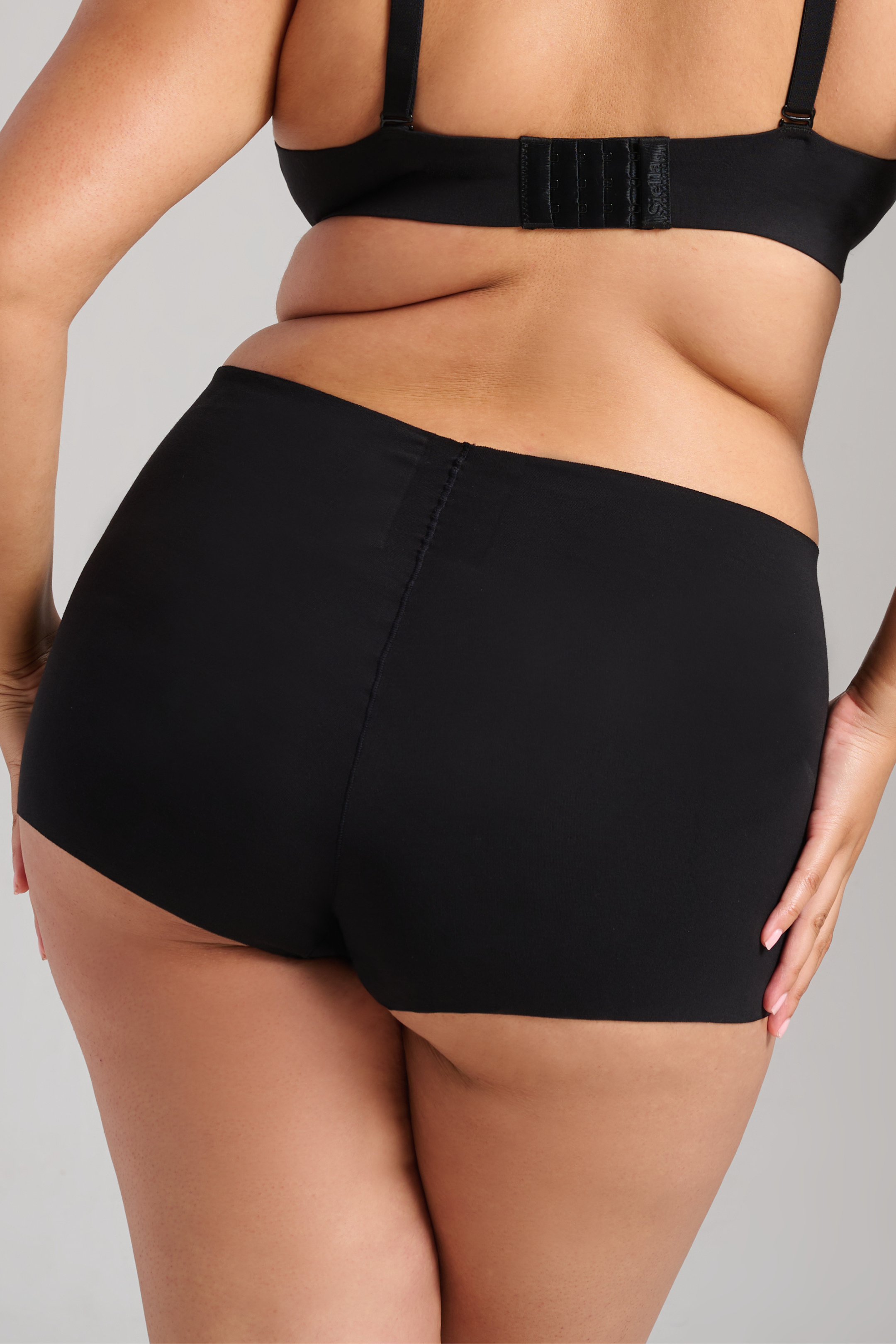Organic Cotton No-Show Shaping Boy Short - SIELLA - Color: Black Noir