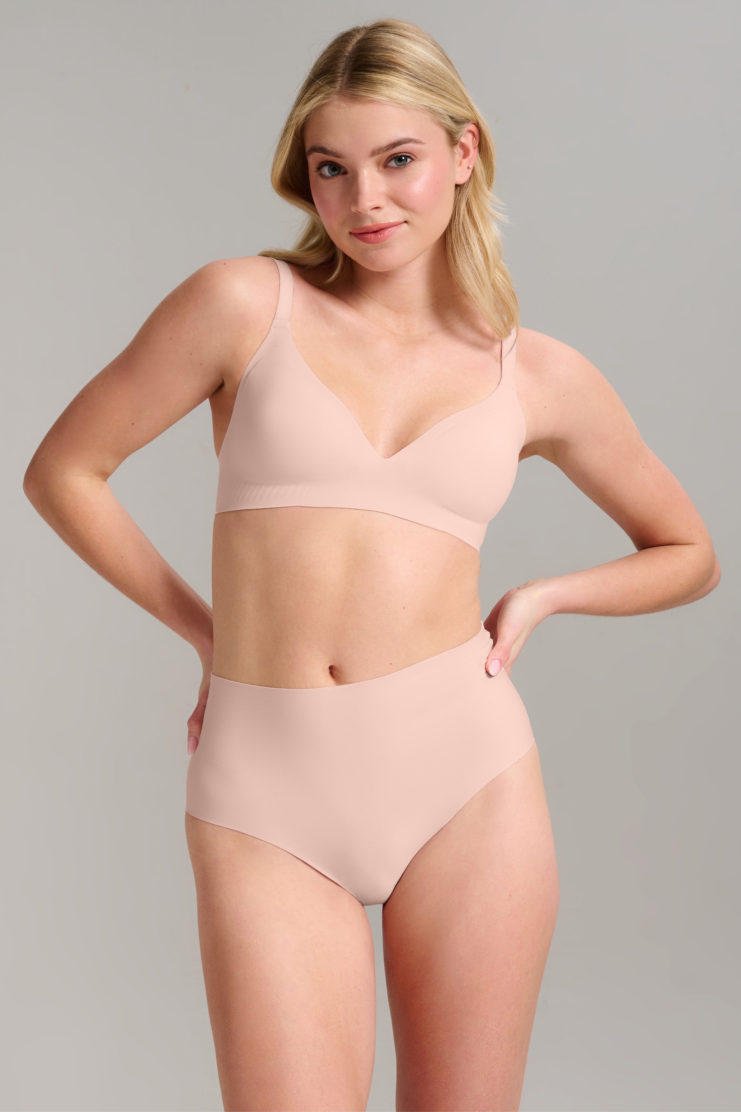 No-Show High Waist Brief - BARELY PINK - Siella - Color: Barely Pink Rose délicat