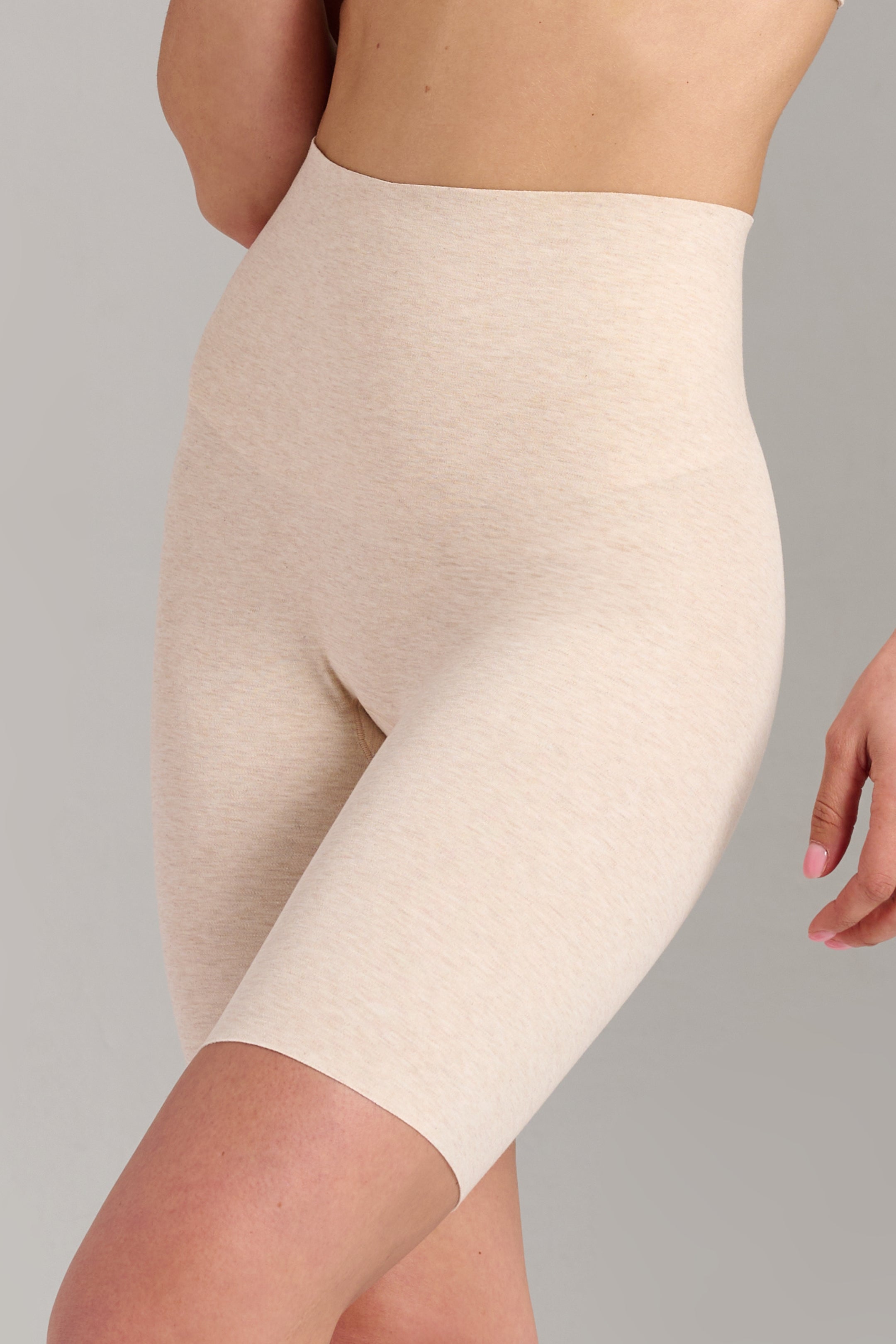Organic Cotton No-Show Shaping Short - Siella - Color: Oatmeal Avoine
