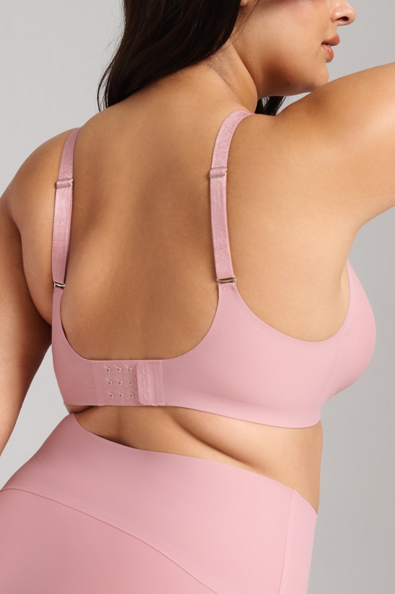 Invisible V-Neck Bra - SIELLA - Color: Dusty Rose Vieux rose