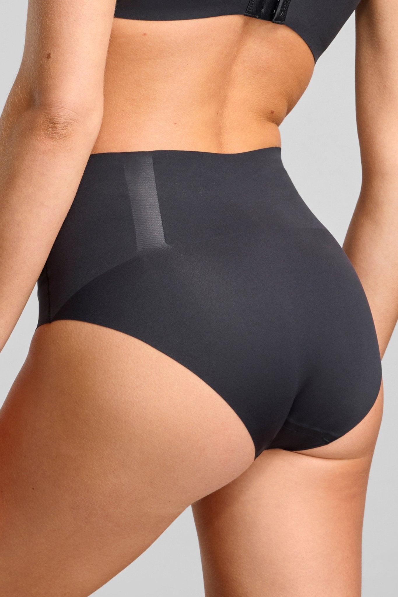 No - Show Shaping Brief - Siella - Color: Black Noir