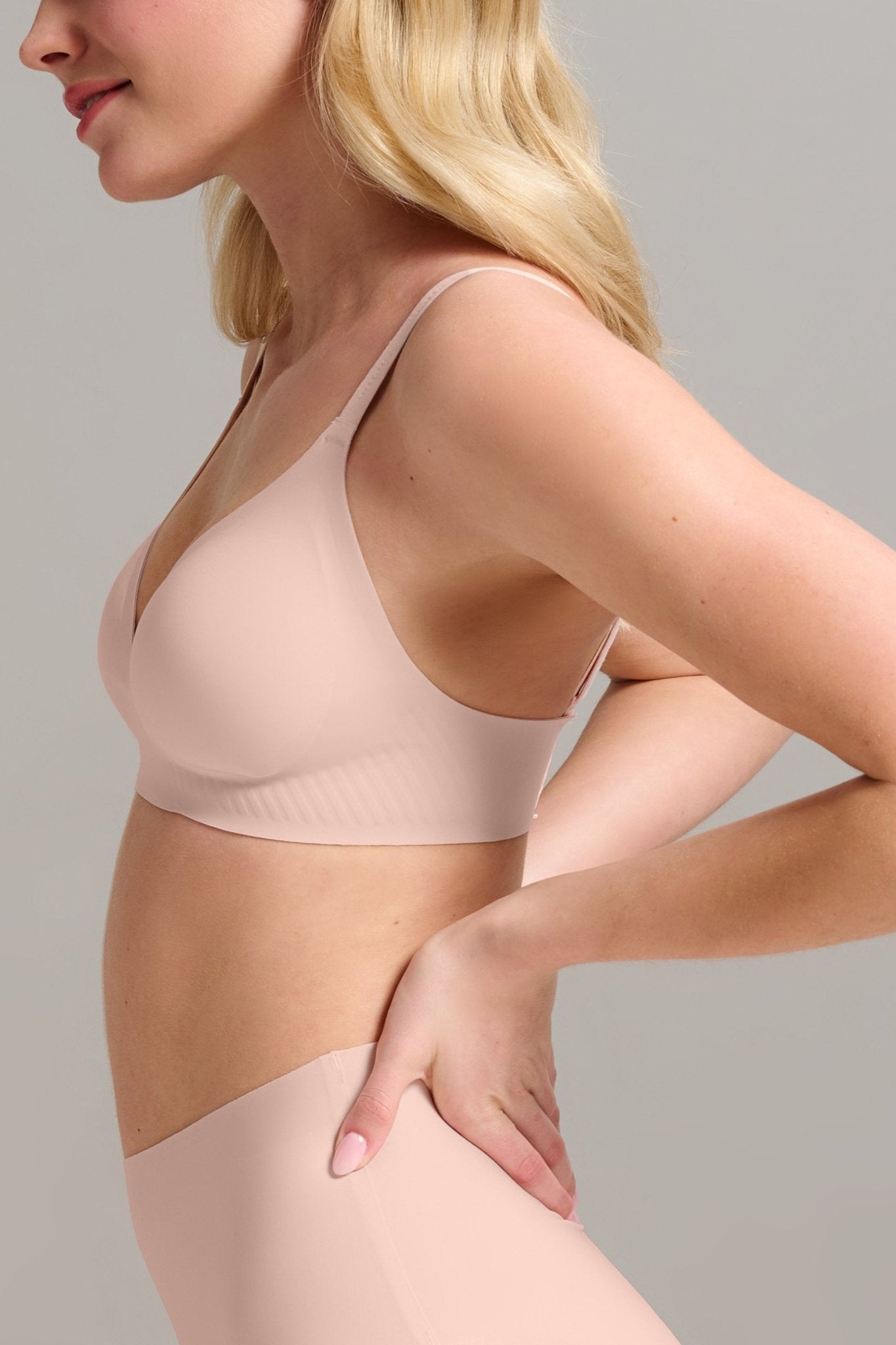 No-Show Triangle Seamless Bra - SIELLA - Color: Barely Pink Rose délicat