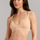 No-Show Triangle Seamless Bra - SIELLA - Color: Maple Sugar Sucre d'érable