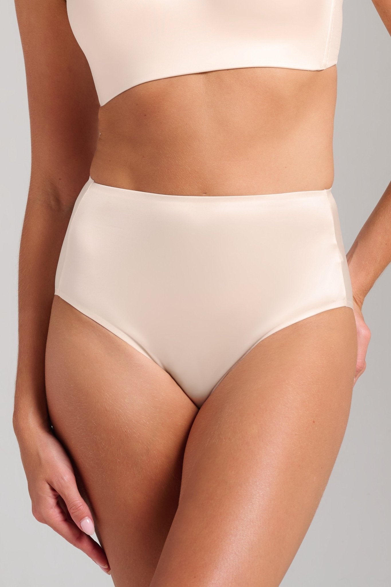Smooth Satin Brief - Siella - Color: Champagne
