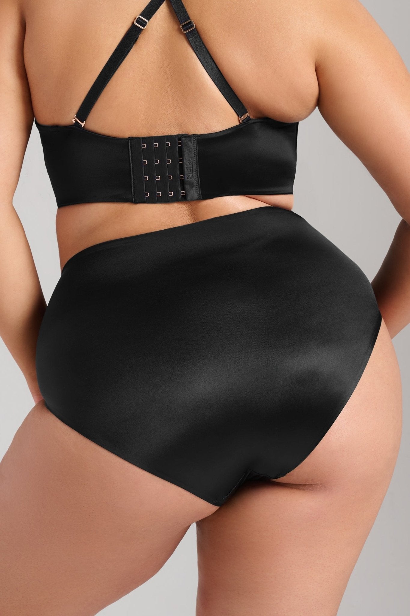 Smooth Satin Brief - Siella - Color: Black Noir