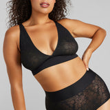 Soft Lace Plunge Non-Padded Bra - SIELLA - Color: Black Noir