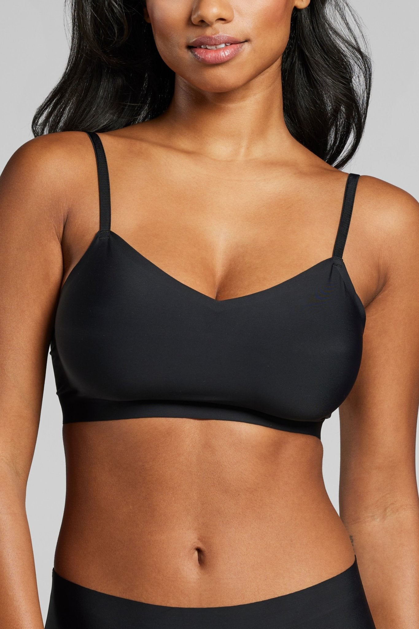 Invisible V - Neck Non - Padded Bra - Siella - Color: Black Noir
