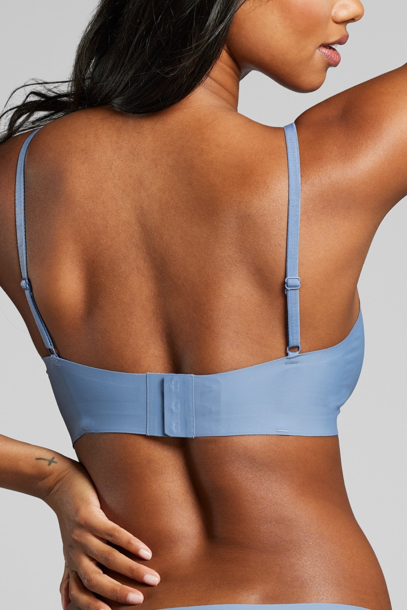 Invisible V - Neck Non - Padded Bra - Siella - Color: Wild Wind