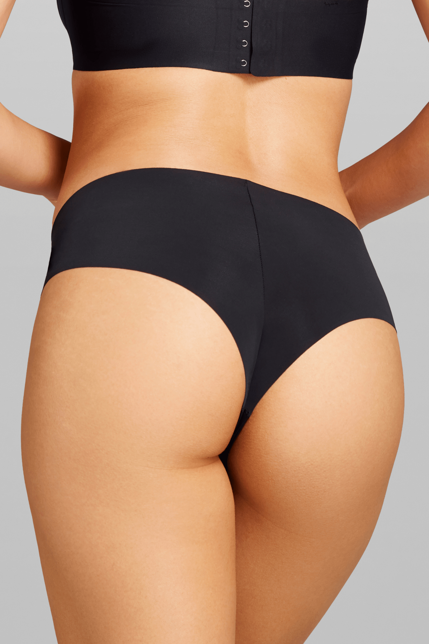 Microfiber Invisible Cheeky Panty