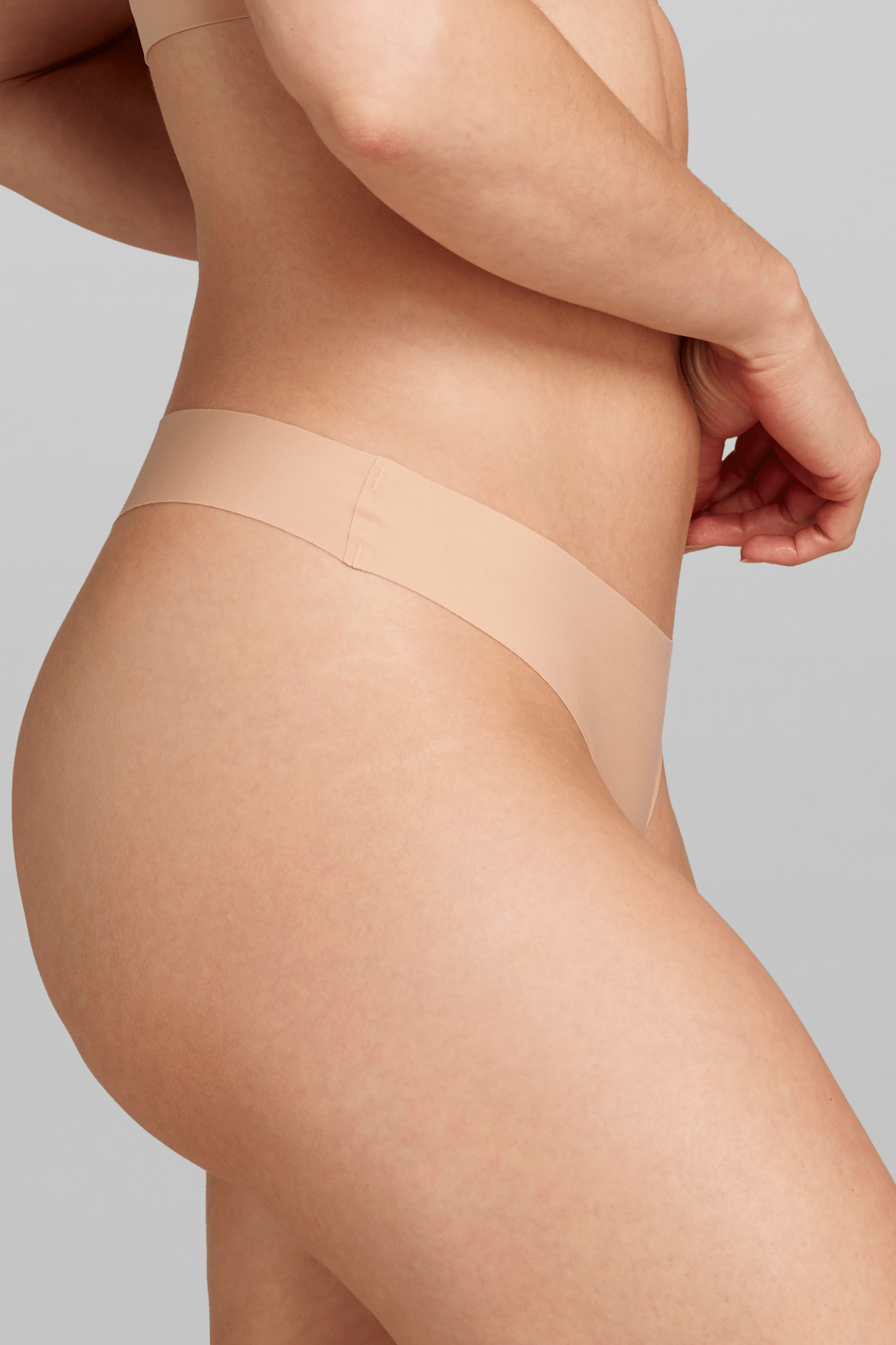 Calvin Klein Women's Invisibles Thong Panty, Assorted Colors