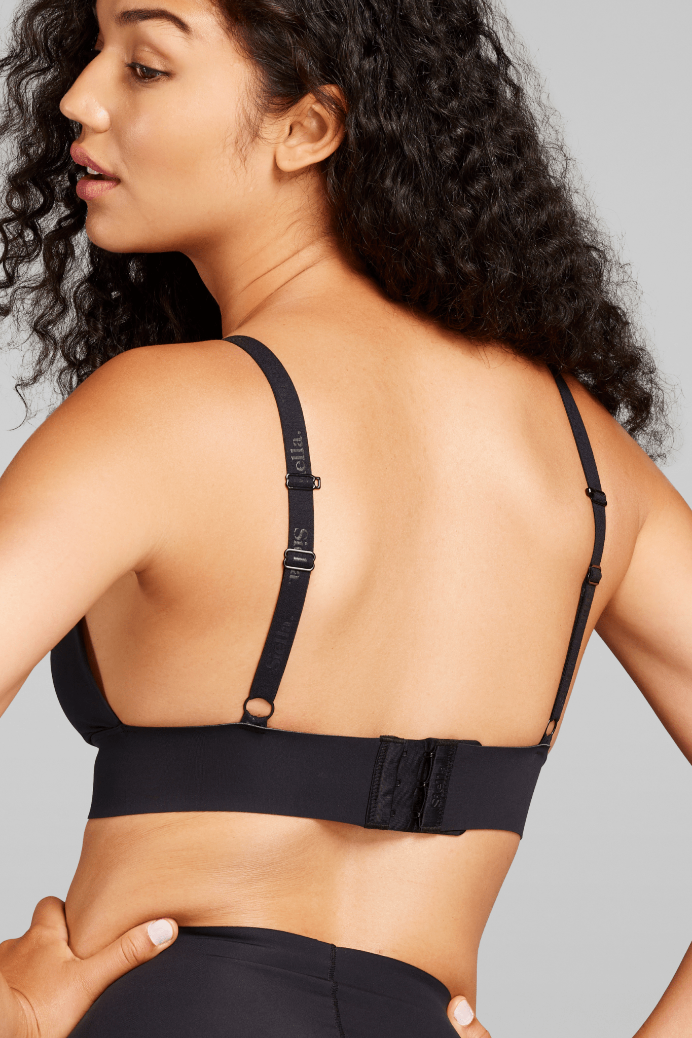 No - Show Triangle Bra - Siella - Color: Black Noir